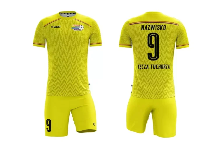Strój piłkarski dla zespołu Tęcza Tuchorza w kolorze żółtym