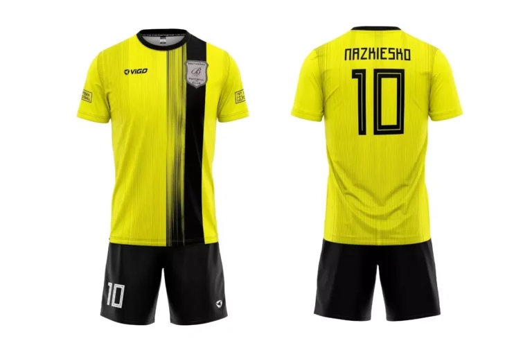 Projekt stroju piłkarskiego Team 7 w kolorze żółto-czarnym