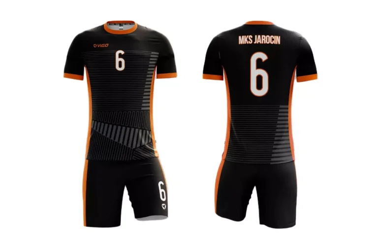 Strój siatkarski męski dla zawodnika MKS Jarocin w kolorze czarnym