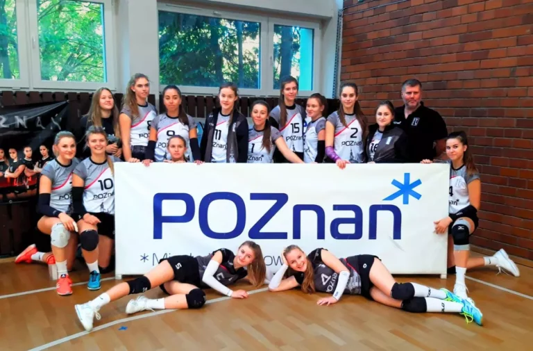 Stroje siatkarskie dla UKS ZSMS Poznań